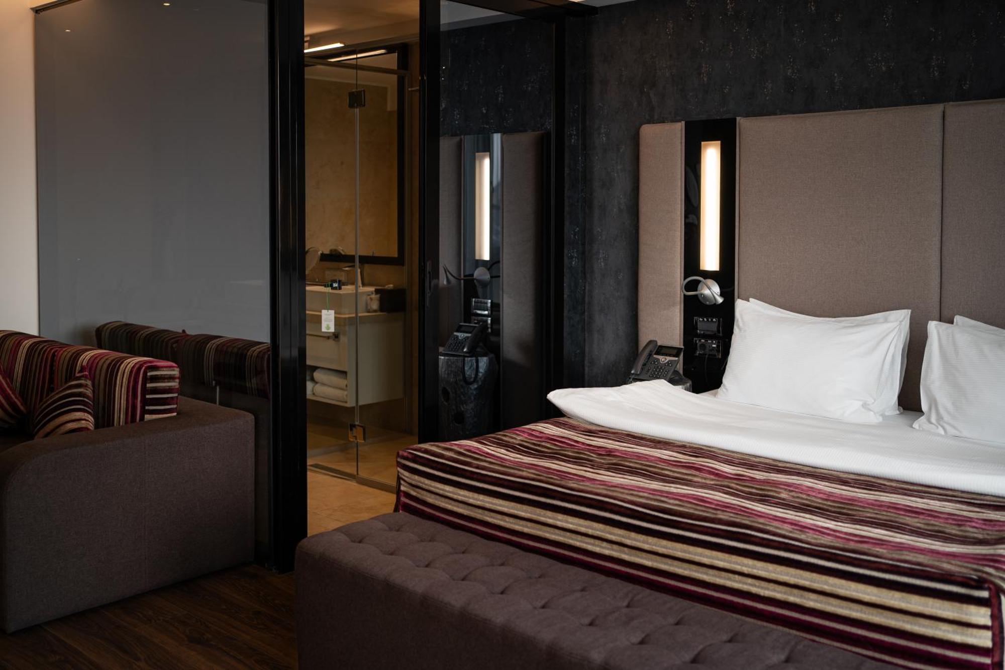 11 Mirrors Design Hotel Kyjev Exteriér fotografie